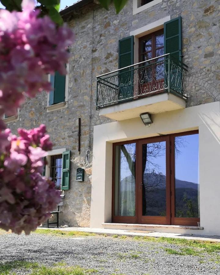 B&B Demetra Solignano Exterior foto
